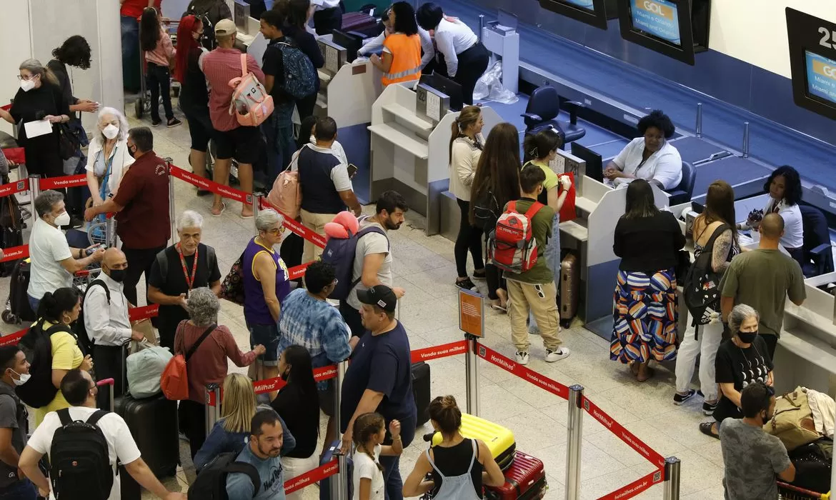Prefeitura do Rio aciona TCU por limite de passageiros no Santos Dumont