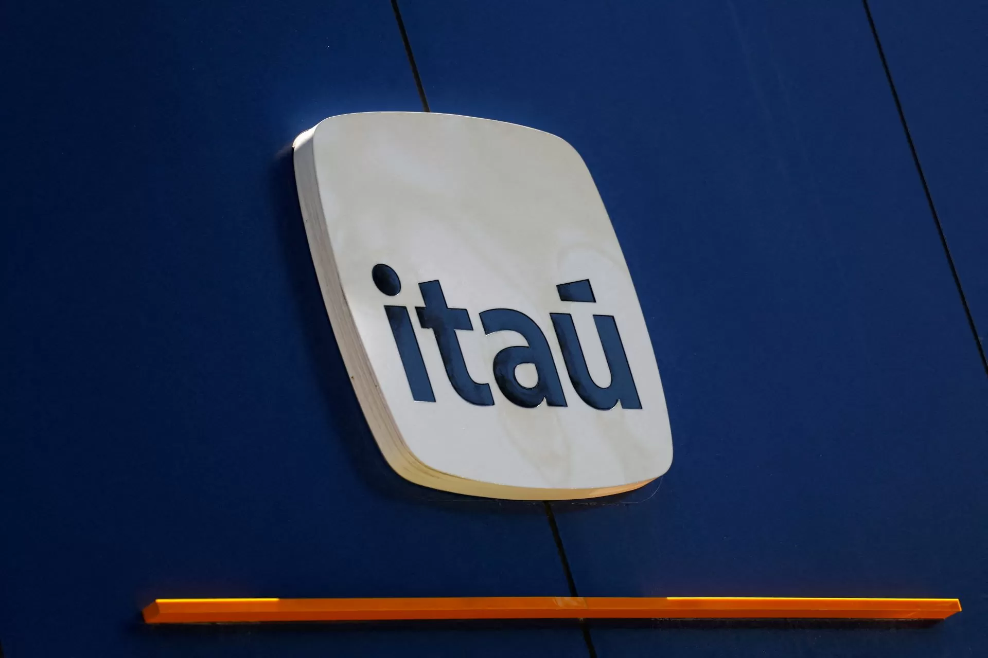 Quanto você teria hoje se tivesse investido no Itaú (ITUB4) há dez anos?