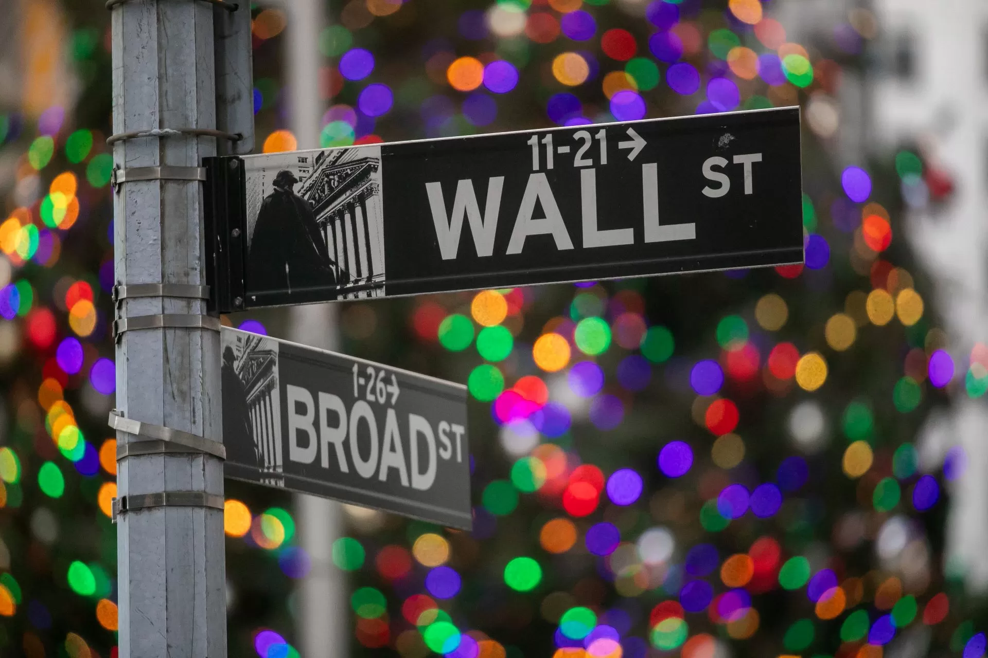 Bolsas de NY fecham sem direção, com techs em alta e tombo da UnitedHealth