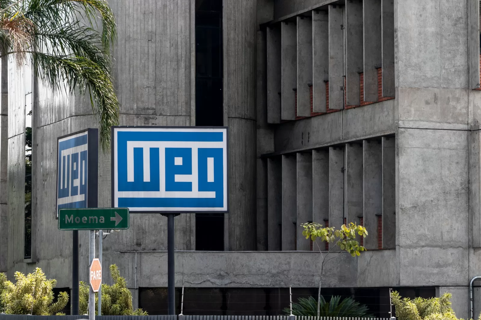 Perspectivas para 2026: WEG com crescimento de receita e Embraer acelerando entregas