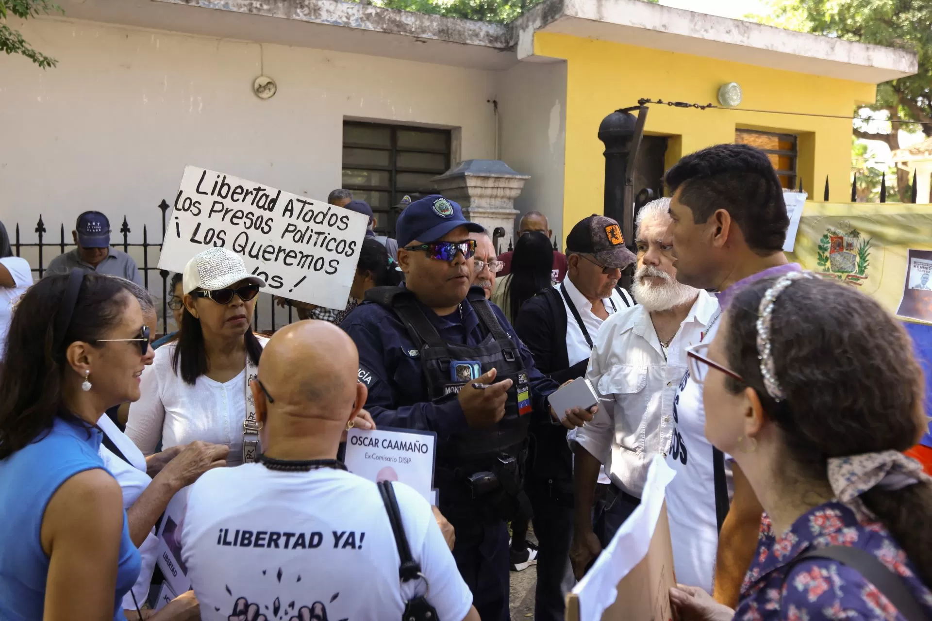 Presidente da Venezuela diz que 626 prisioneiros foram libertados