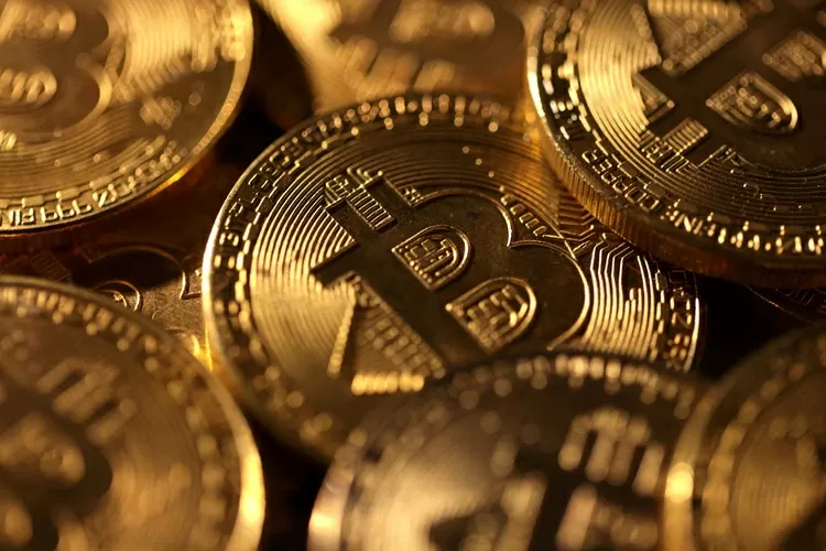 Bitcoin sob pressão: o que a nova fase de queda revela sobre a moeda digital