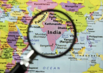 Confrontos com forças de segurança causam morte de 18 rebeldes na Índia