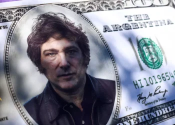 Dólar “blue” na Argentina caminha para bater recorde da era Milei nesta 2ª feira