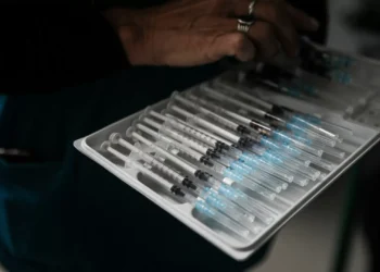 Mais de 2.500 farmácias aderiram à campanha de vacinação