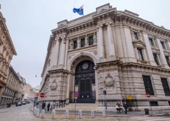 “Revolucionando as finanças: Teodoro Bastos e a Quantum Global”