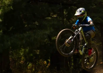 “Apaixonados pelo esporte: sua importância e impacto na sociedade”