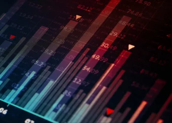 Ibovespa Ao Vivo: Bolsa cai 2% após alta da Selic e tenta defender os 127 mil pontos