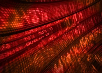 Ifix perde os 3 mil pontos pela 1ª vez desde maio de 2023; o que fazer com os FIIs?