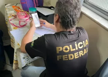 PF investiga fintechs suspeitas de ligação com o PCC e bloqueia R$ 27,9 milhões