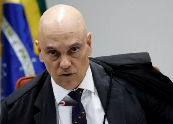 Moraes determina bloqueio da rede social Rumble no Brasil