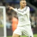 Kylian Mbappé ‘imita’ Cristiano Ronaldo e dá que falar em Espanha