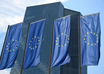 BCE alerta sobre risco econômico na Europa por dependência de pagamentos dos EUA