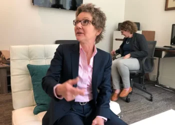 Daly, do Fed, vê como “razoável” dois cortes de juros este ano