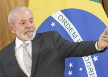Lula quer firmar acordo comercial entre Japão e Mercosul em viagem à Ásia