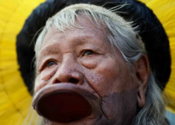 Cacique Raoni diz ser contra exploração de petróleo na Foz do Amazonas