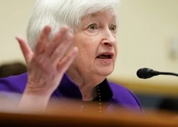Yellen chama plano de tarifas de Trump de “pior tiro-no-pé que já vi”