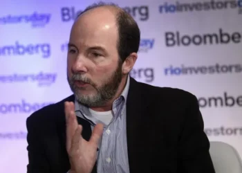 Situação nos EUA é mais complexa e arriscada do que era lá atrás, diz Armínio Fraga