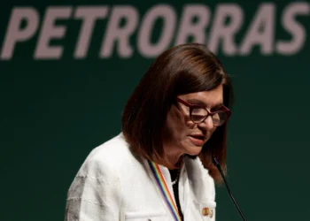 CEO da Petrobras reclama que Vibra, que estampa marca BR, vende com preços altos