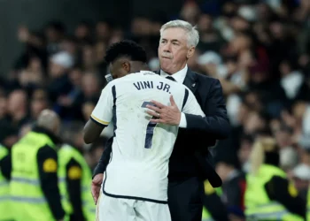 Vini Jr se despede de Ancelotti: “Mudou a minha vida como pessoa e jogador”