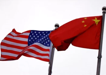 Casa Branca: Trump assina ordem para ajustar as tarifas da China