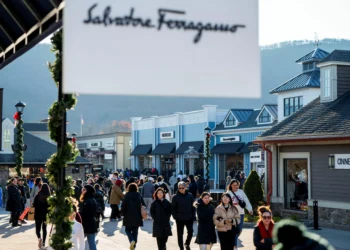 Confiança do consumidor dos EUA se deteriora ainda mais em maio