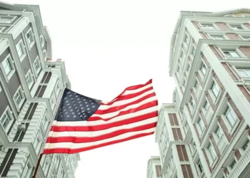 Payroll: EUA criam 177 mil vagas de trabalho em abril, acima das expectativas