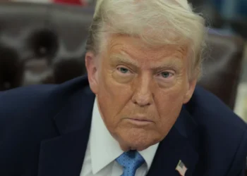 Trump critica Supremo por decisão “perigosa” de impedir deportações