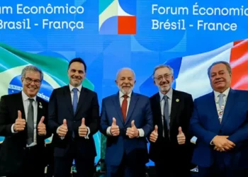 Empresários franceses prometem investir R$ 100 bilhões no Brasil nos próximos 5 anos
