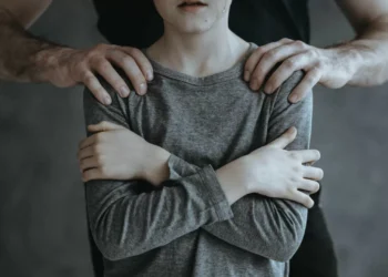 Reino Unido anuncia grande operação policial conta gangues de pedófilos