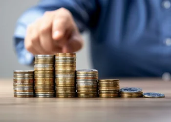 Tesouro Direto: taxas longas do IPCA+ atingem menor nível do ano, com IOF no radar