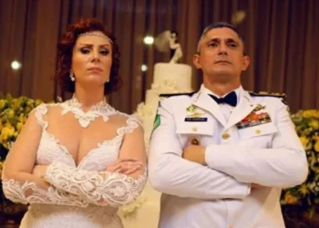 Após licença por “doença na família”, marido de Zambelli se demite e deixa secretaria