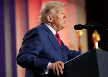 Trump afirma que reduzirá tarifas se países abrirem seus mercados para os EUA