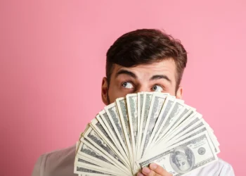 Agenda de dividendos de julho: Itaú, Bradesco e TIM pagam proventos