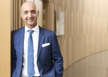 Novo Nordisk: ação da dona do Ozempic desaba 22% com novo CEO e corte de projeções