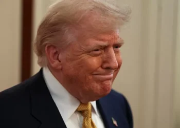 Casa Branca posta meme com ameaça do ‘czar da fronteira’ aos imigrantes ilegais