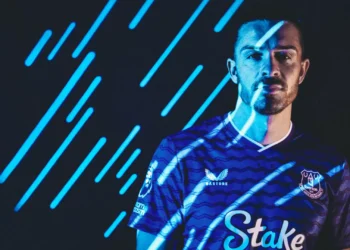 EM DIRETO: Siga os rumores e os negócios do mercado de transferências