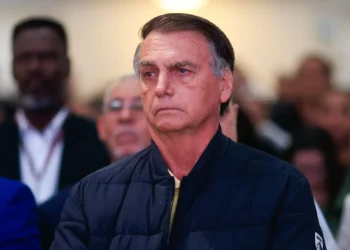 Após recesso, atenção do Congresso se divide entre economia e futuro de Bolsonaro