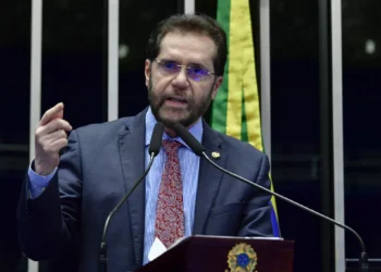 Relator da PEC da autonomia do BC diz que não vai esperar Galípolo para mostrar texto