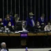 Câmara aprova urgência para projeto que pune deputados por obstrução de sessões
