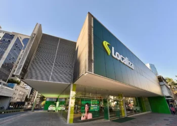 Localiza (RENT3) reverte prejuízo e lucra R$ 768 mi no 2º tri