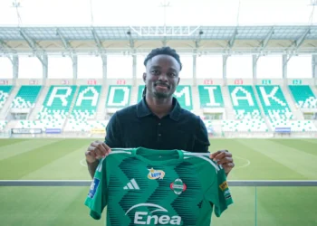 EM DIRETO: Siga os rumores e os negócios do mercado de transferências