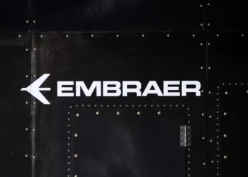 BNDES passa a deter participação de 4,4% na Eve, da Embraer (EMBR3)