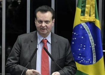 Kassab sobre defesa de Eduardo Bolsonaro ao tarifaço dos EUA: ‘totalmente inadequada’
