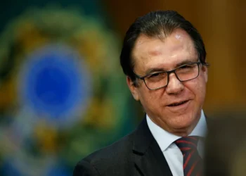 Ministério do Trabalho e governo fazem estudos para reação se houver efeito de tarifa