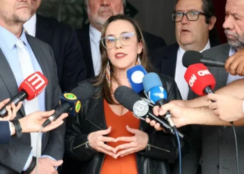 Presidenta do PSOL tem visto cancelado pelos Estados Unidos