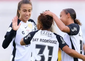 Libertadores Feminina: Corinthians marca 11 vezes e bate Always Ready