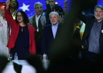 Lula defende que “nenhum presidente” deve dar palpite sobre Venezuela