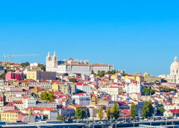 Saiba como nova lei dos estrangeiros afeta brasileiros em Portugal