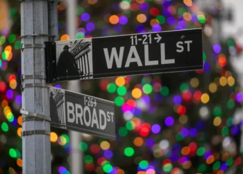 Bolsas de NY fecham em alta, com confirmação de reunião Trump-Xi e impulso de techs